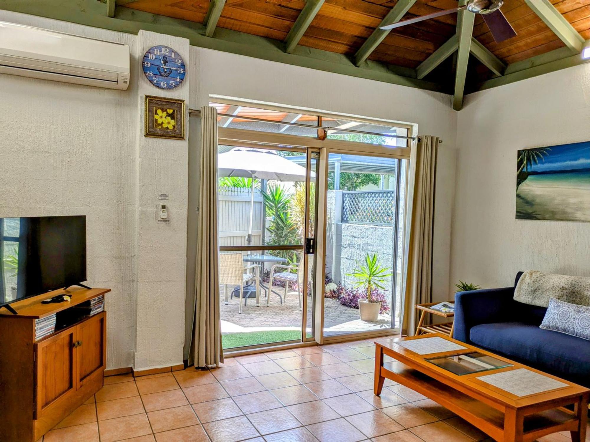 Beachside Cottage - A Private Peaceful Hidden Gem 50M To Beach Nelly Bay Exterior photo