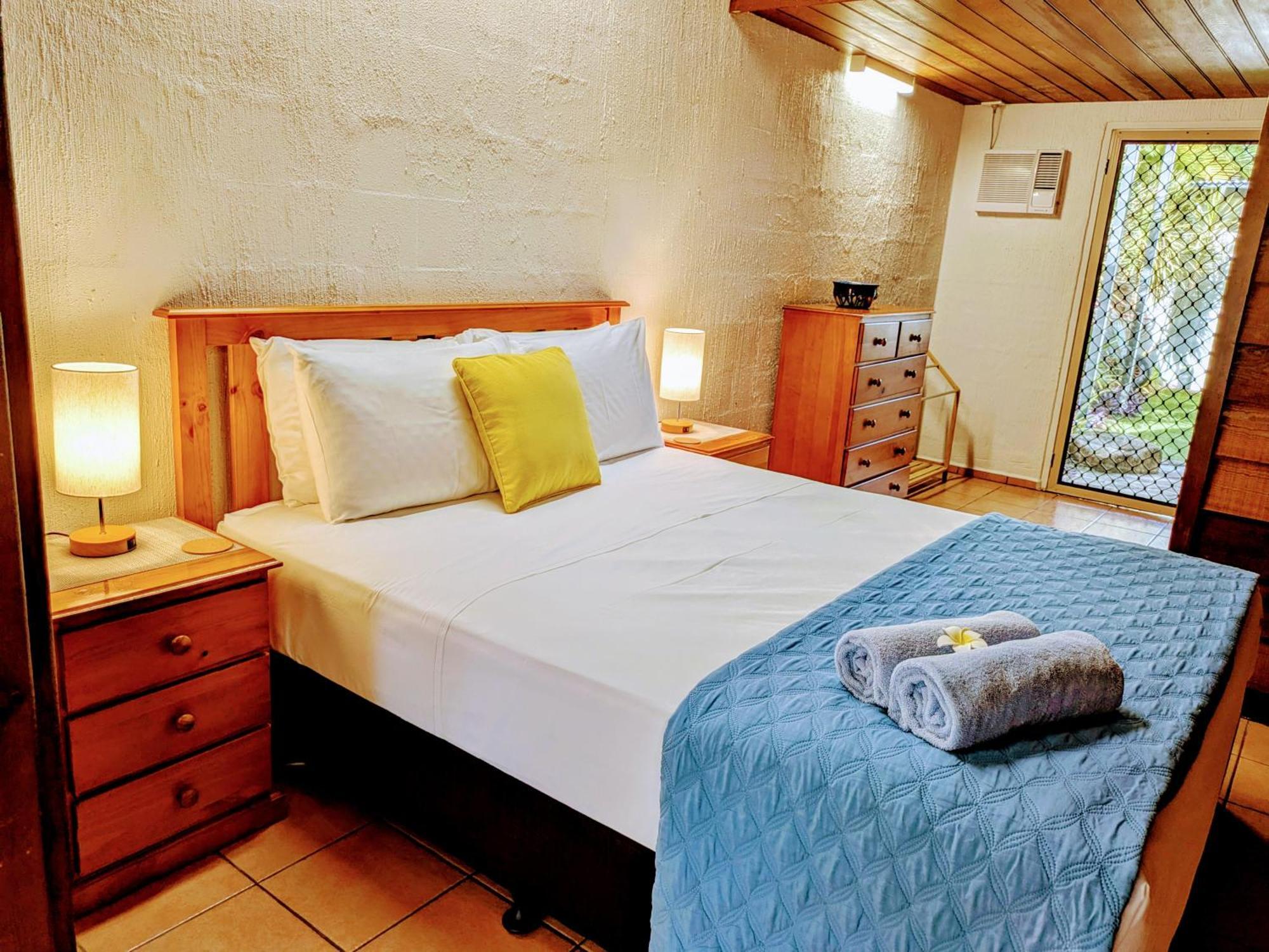 Beachside Cottage - A Private Peaceful Hidden Gem 50M To Beach Nelly Bay Exterior photo